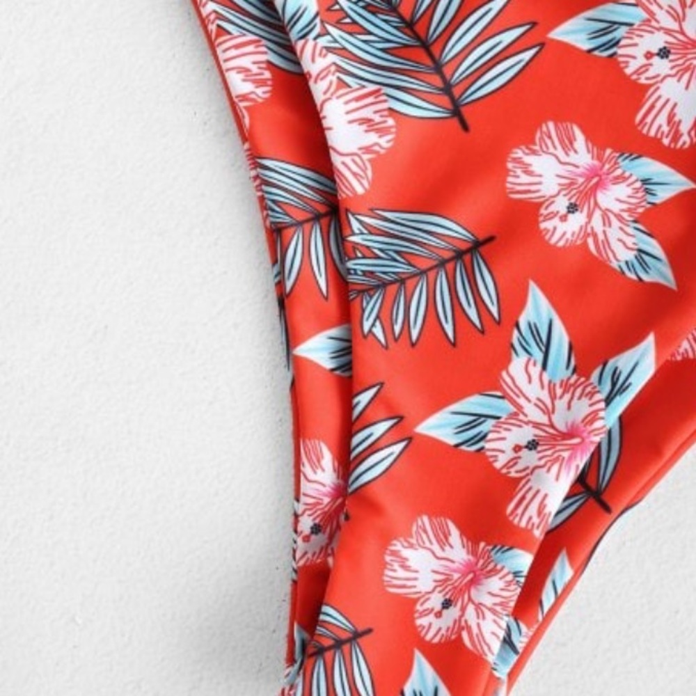 NWT ZAFUL Floral Cheeky Swimsuit Bottoms